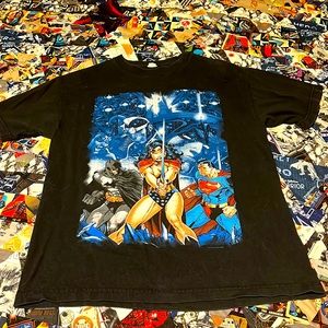 Alstyle unknown size (fits like unisex medium) DC superhero tshirt